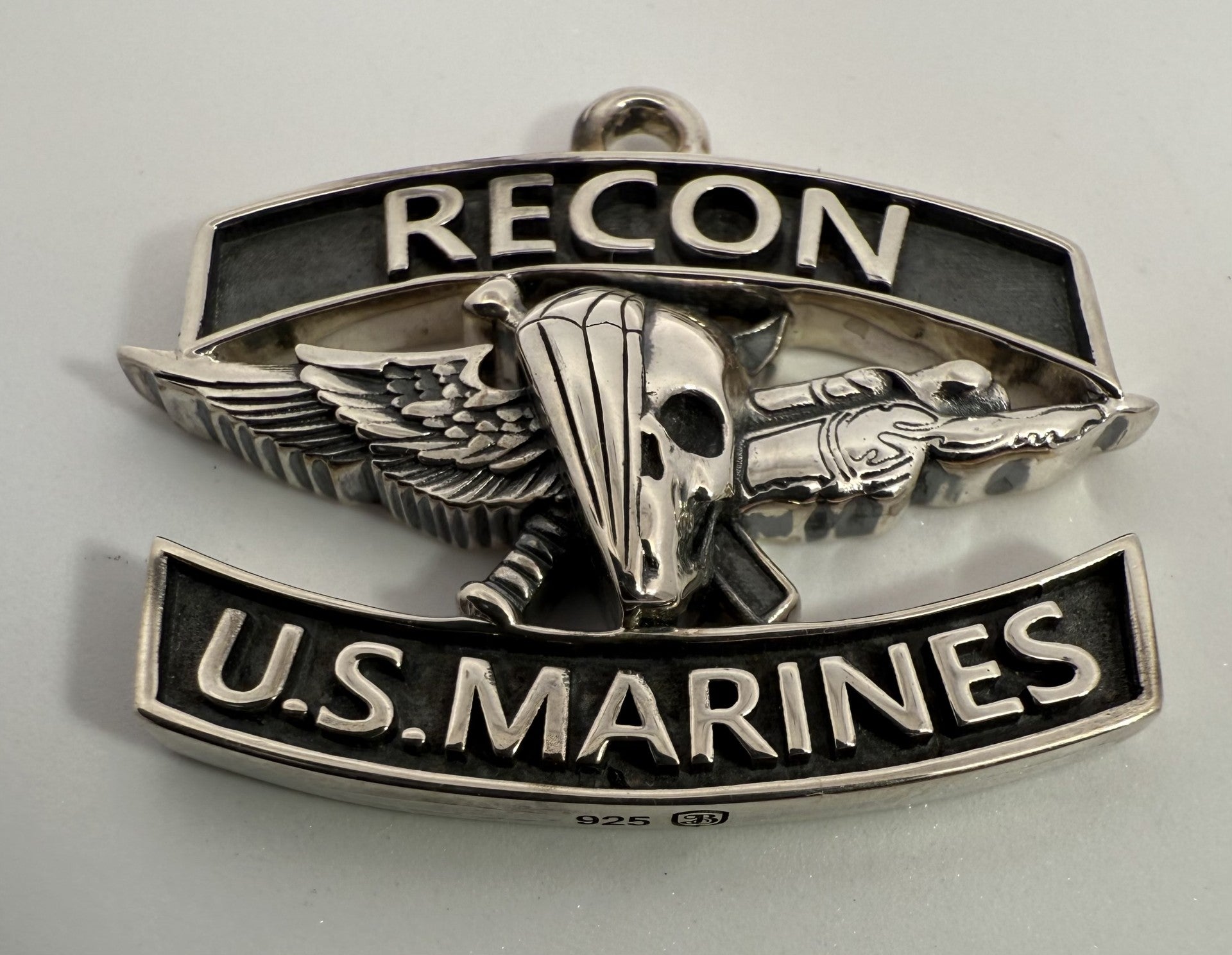 Recon US Marines Pendant (Open)